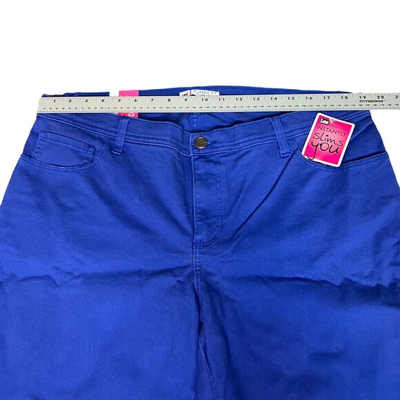 Lee Classic Fit Straight Jeans Women's Plus Size 18W Medium Blue NOS - Picture 9 of 13